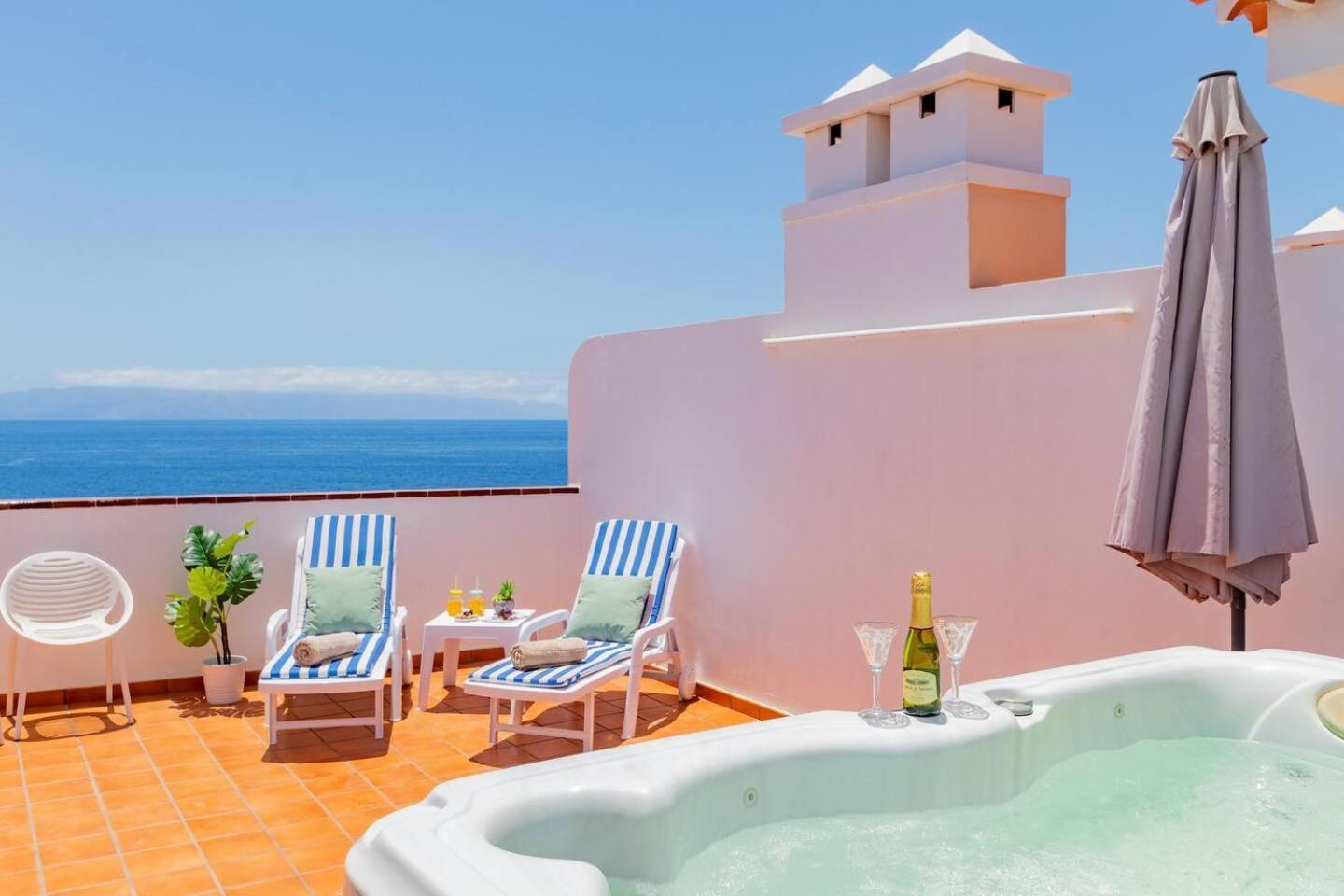 Penthouse Apt With Jacuzzi By Dream Homes Tenerife Puerto de Santiago  Ngoại thất bức ảnh
