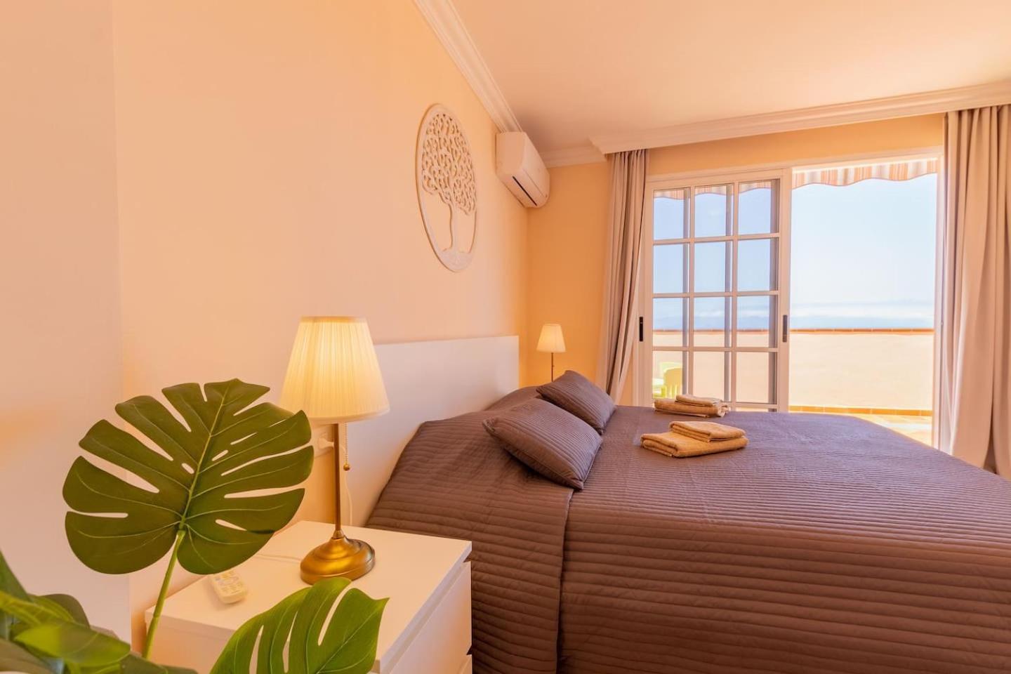 Penthouse Apt With Jacuzzi By Dream Homes Tenerife Puerto de Santiago  Ngoại thất bức ảnh